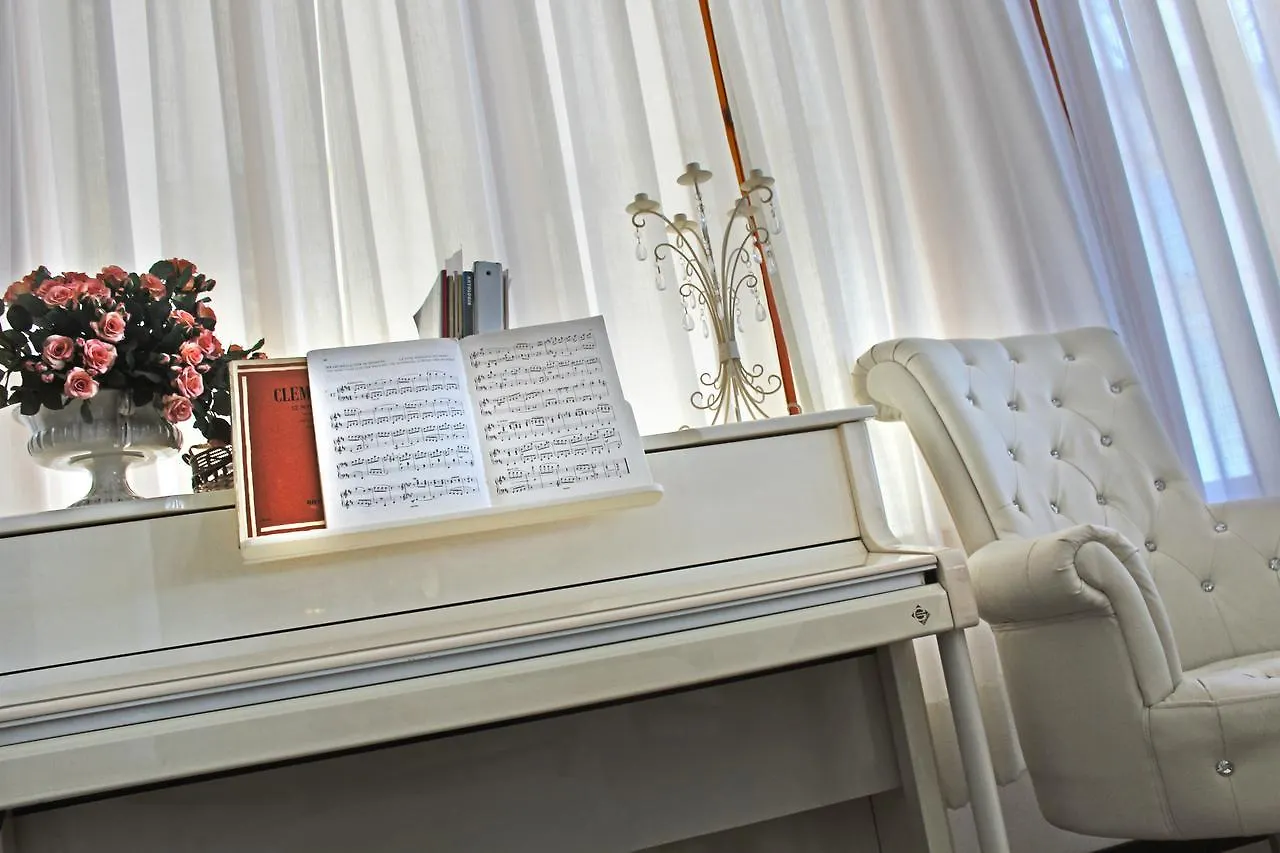 Hotel Lungomare Cattolica 3*,  Italien