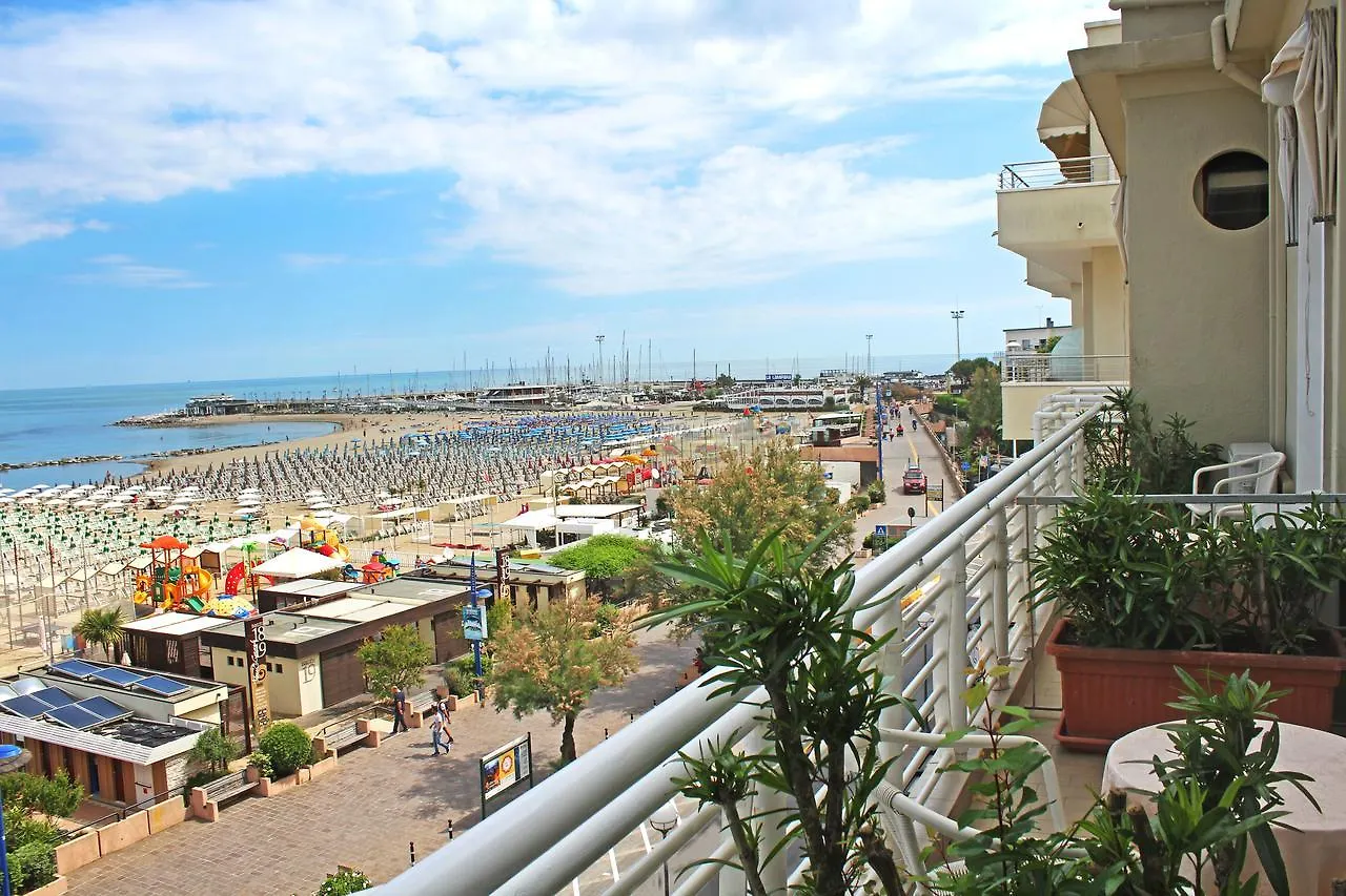 ***  Hotel Lungomare Cattolica Italien