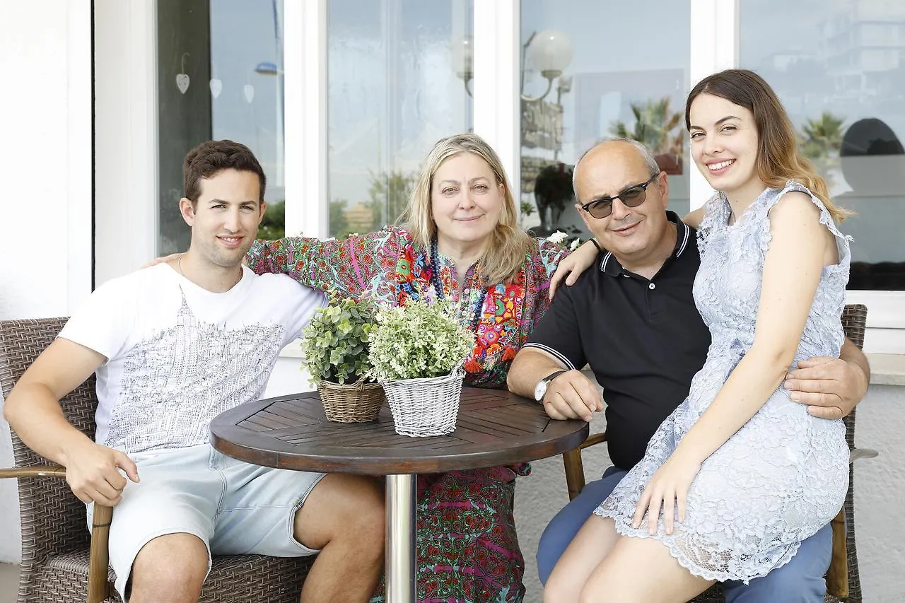 Hotel Lungomare Cattolica
